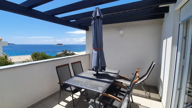 Apartmani MISTRAL Rogoznica