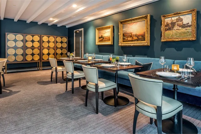 Aston’s at Wycliffe Park