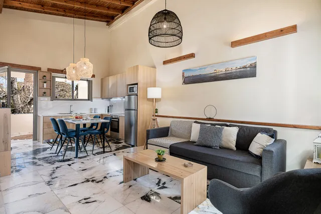Minas House II|Comfy House at the center of Chania