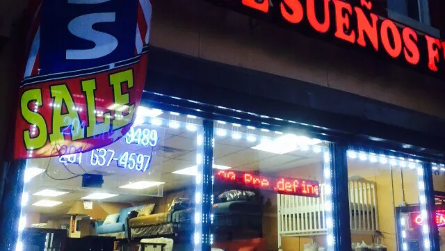 Dulce Sueños Furniture