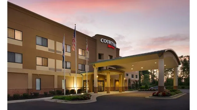 Courtyard by Marriott Waldorf