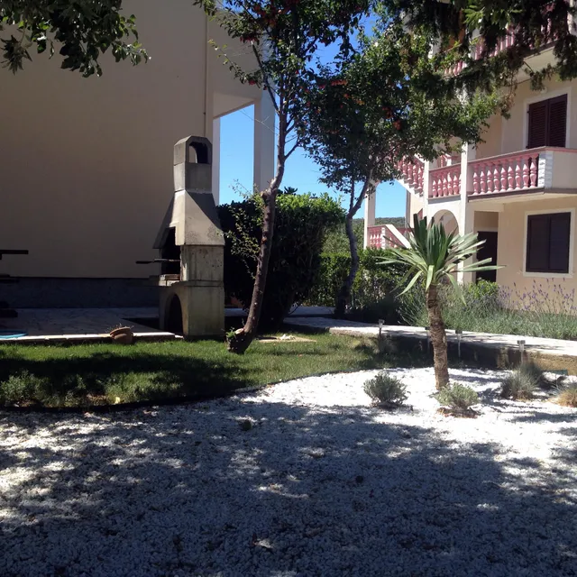 Apartments Iva Lopar