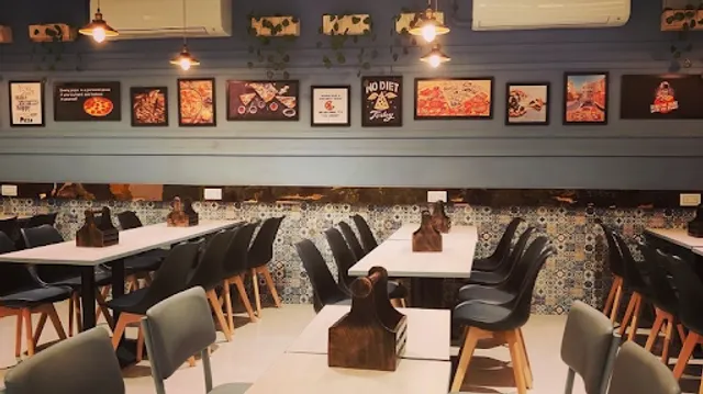 La Pino'z Pizza Halol