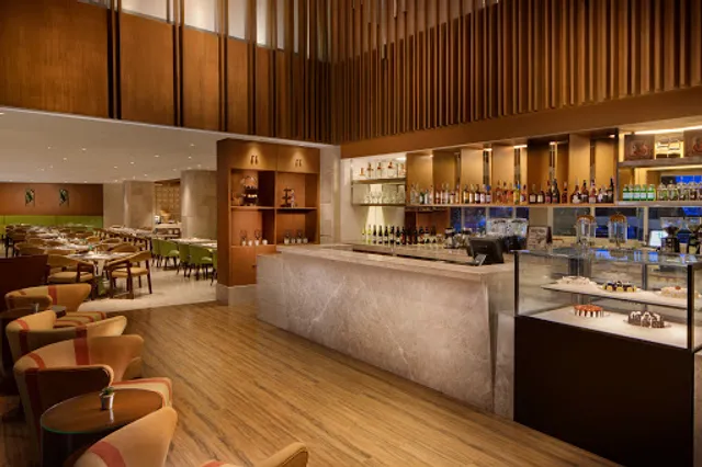 Lamisaan Dining & Bar