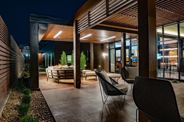 Courtyard by Marriott Omaha East/Council Bluffs, IA