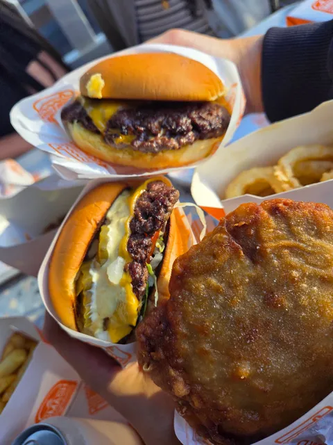 Le Smash Burgers & Fries