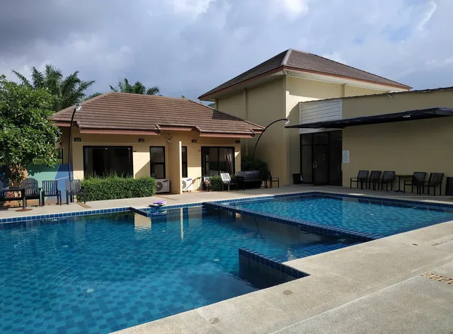 กรีน อะดามัส รีสอร์ท ชุมพร