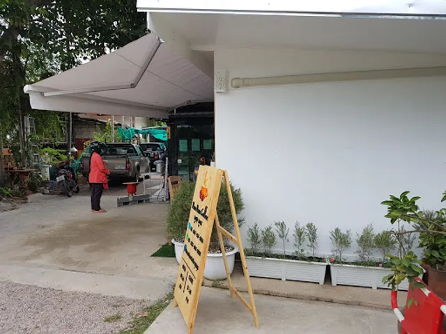 PoonPoon coffee' พูลพูน