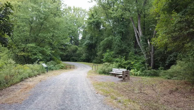 Fisher Meadows Trailhead