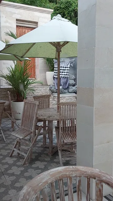 Seven Angels Villa And Hostel