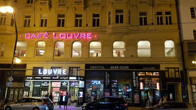 Louvre Loft Apartment