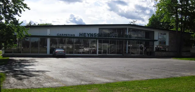 Heynssens-Selin's Furniture-Flooring