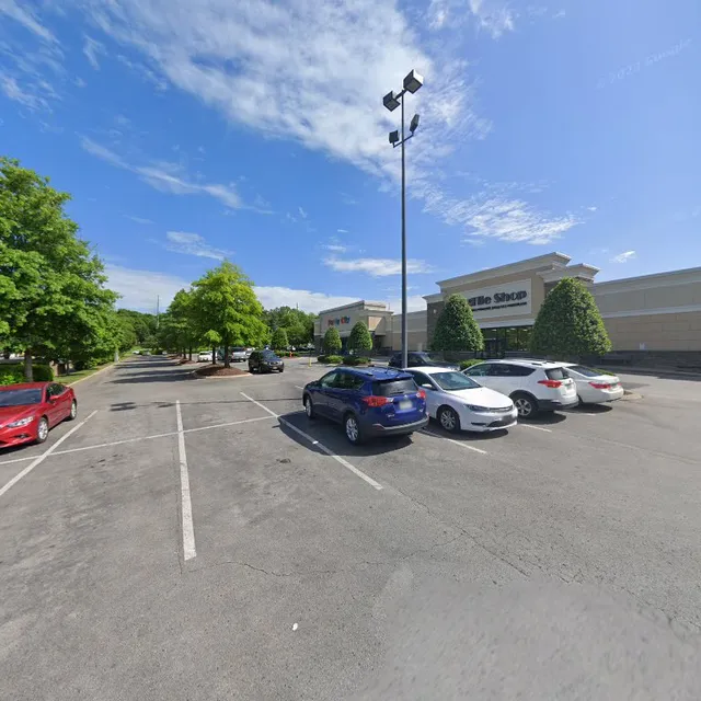 Charlotte Square Shopping Center