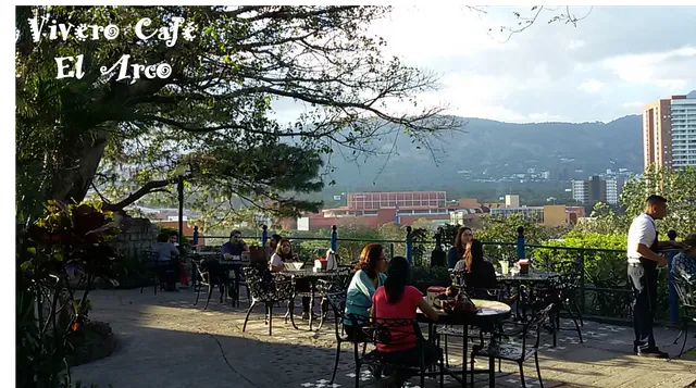 Vivero Café El Arco