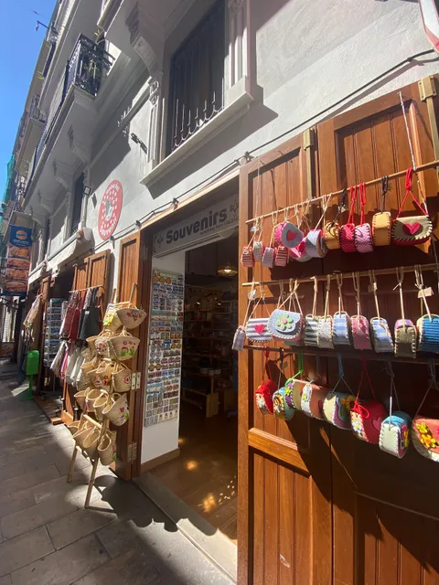 La Reina del Souvenir