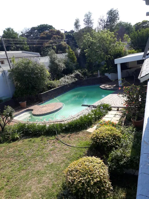 One Toman Guesthouse