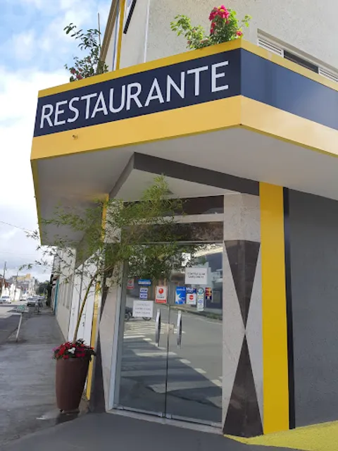 Nhac Restaurante / Restaurante Nhac e Self Service