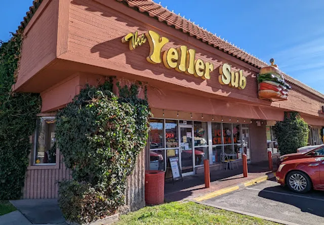 Yeller Sub