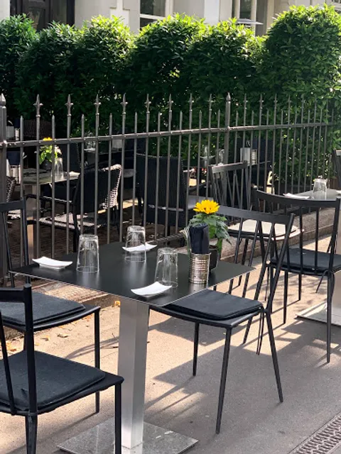 ENO Restaurant & Weinbar