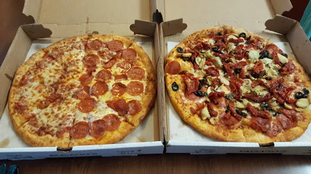 Paisano's Pizza