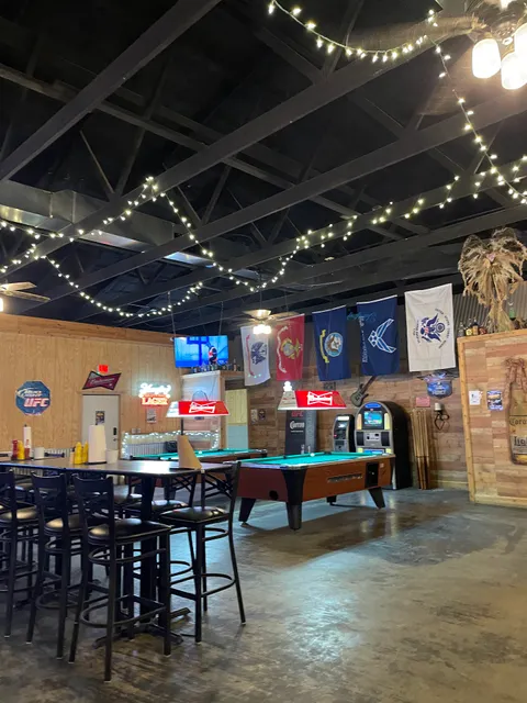 Hideaway Bar & Grill