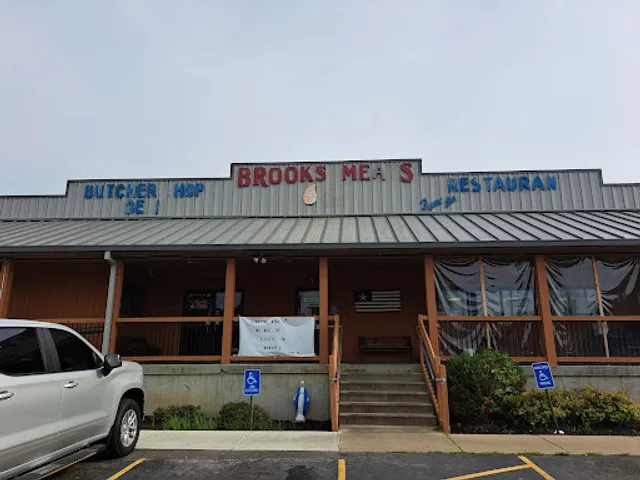 Family's Main Street Cafe