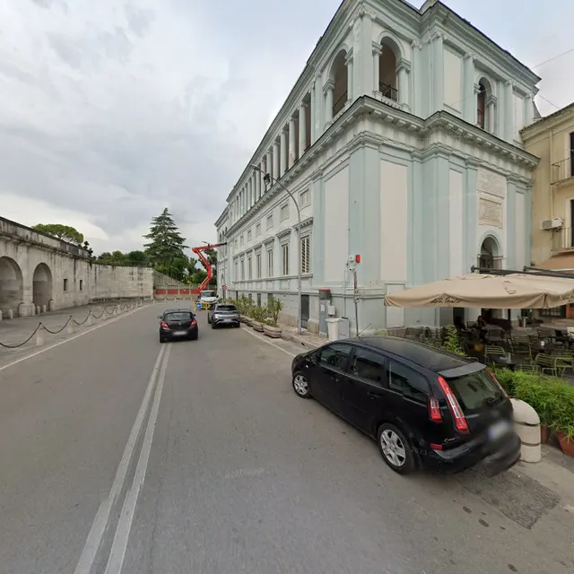 Largo Porta Napoli, 14