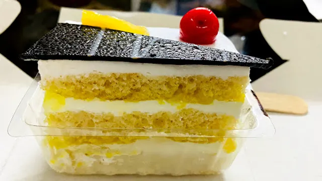 Hangout Cakes & Gourmet Foods