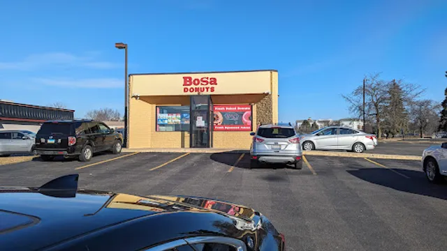 Bosa Donuts