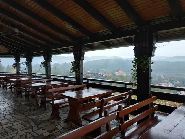 Opg Izletište Pavlin Apartmani Pavlin