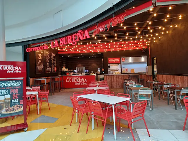 Cervecería La Sureña | Jarras y Tapas