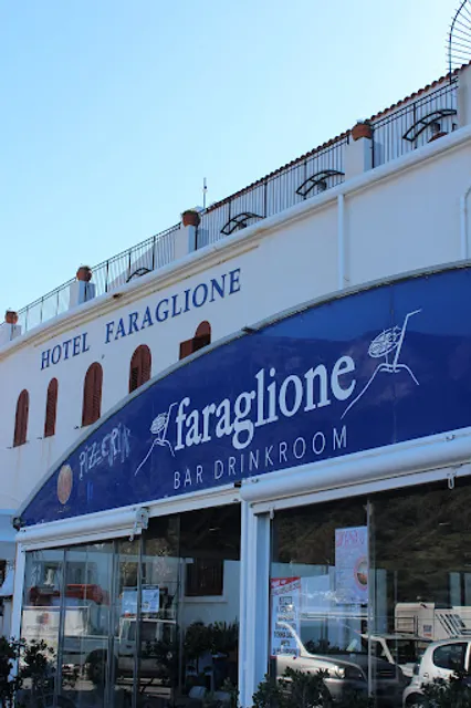 Faraglione Bar