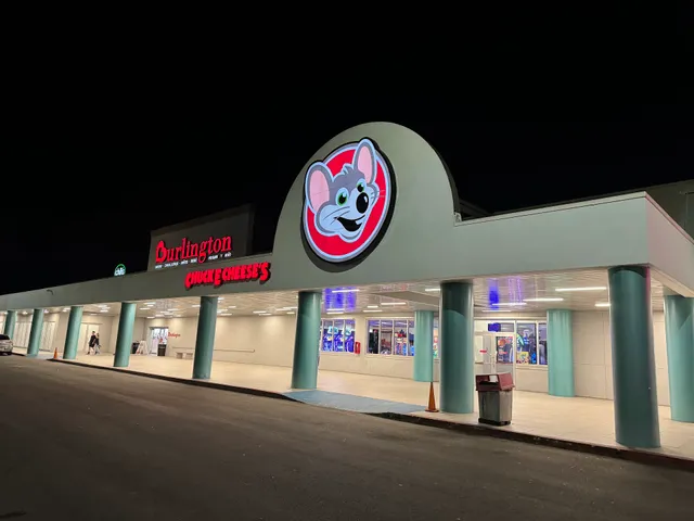 River China Buffet And Sushi Bar