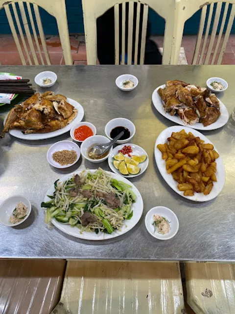 Nhà Hàng Gà Đồi Hà Anh