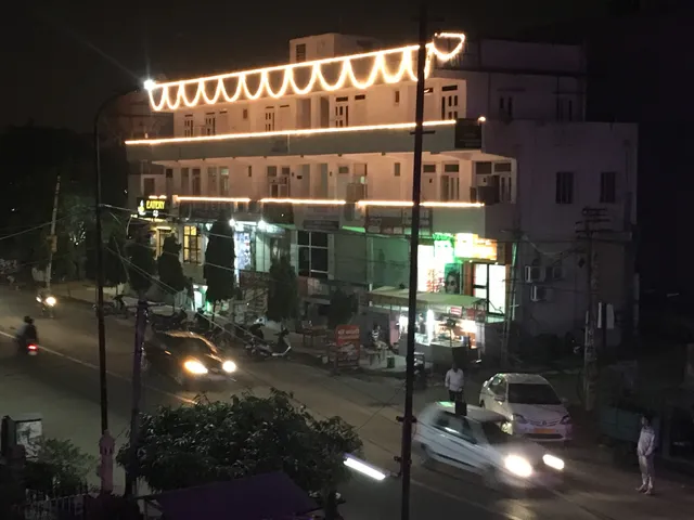 Anirudh Apartment Boys Hostel