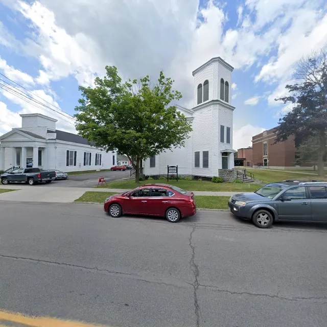 Country Peddler Tully Historical