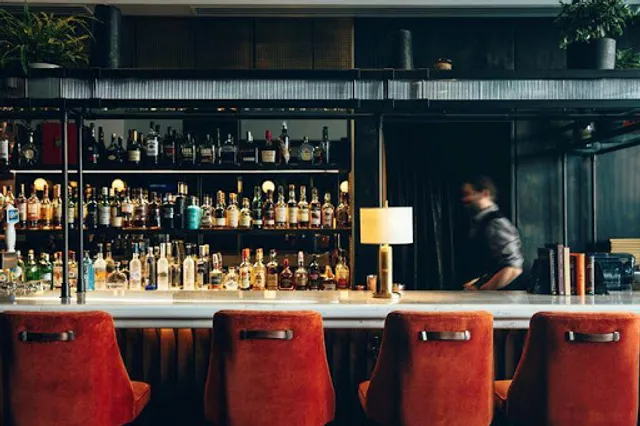 AXE LOUNGE BAR