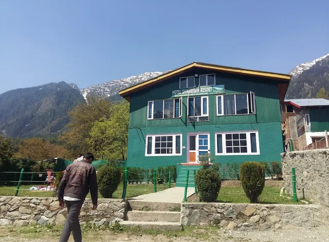 Hotel Shikargah Resort