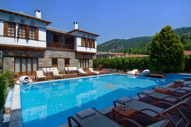 Αρχοντικό Ναουμίδη