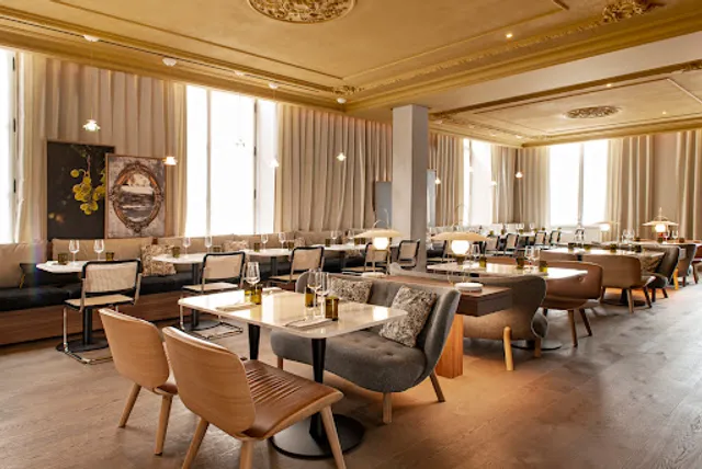 LÉONOR Bar & Restaurant