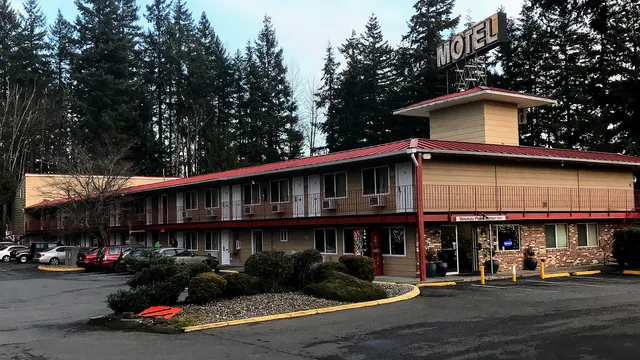 Smokey Point Motor Inn
