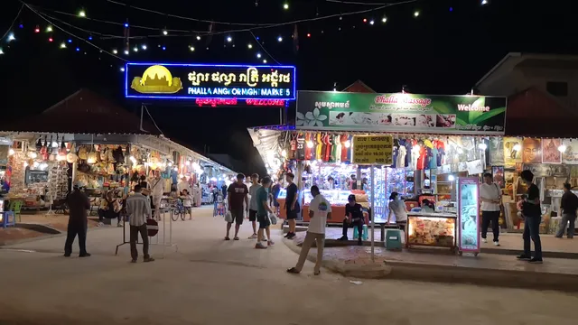 Phalla Angkor Night Market 5