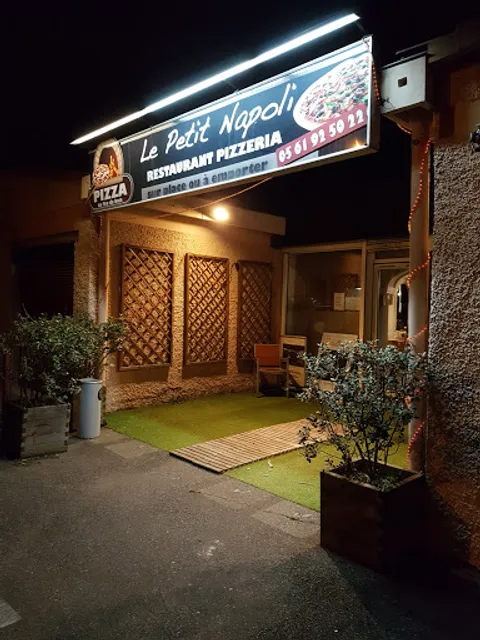 Le Petit Napoli Villeneuve-Tolosane