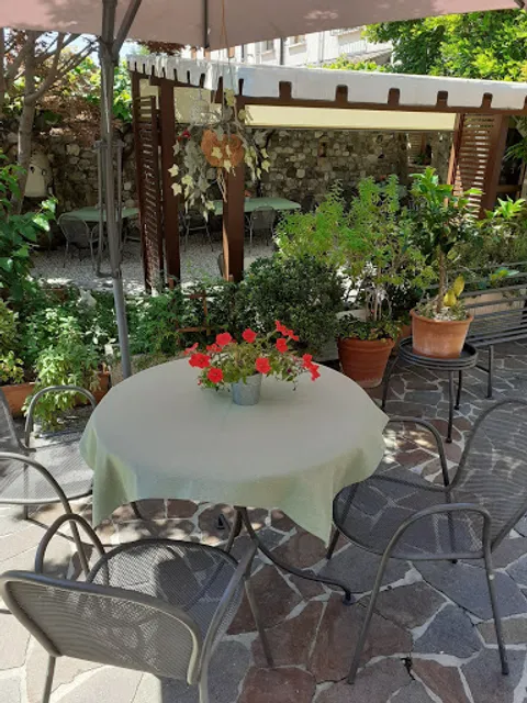 Ristorante L'Ostarie Dal Palût Di Giusto Maria Isabella