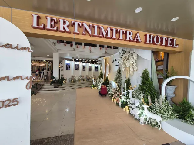 โรงแรมเลิศนิมิตรชัยภูมิ Lertnimit Hotel Chaiyaphum