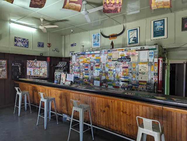 Mount Surprise Hotel & Pub