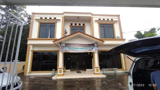 Hotel Akbar Syariah Banyumas Mitra RedDoorz