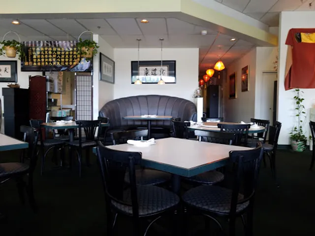 Hunan Pearl Restaurant