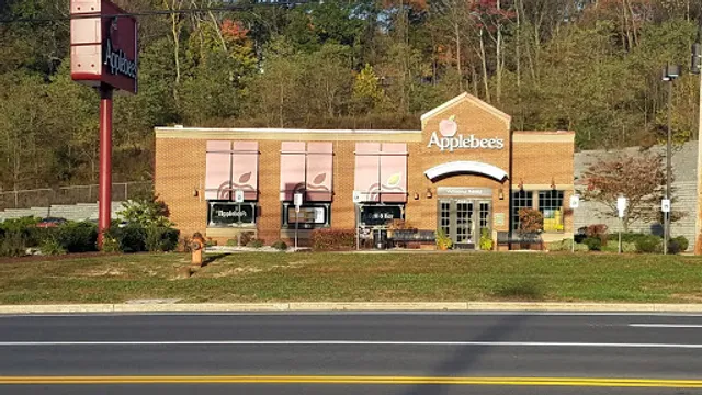 Applebee's Grill + Bar