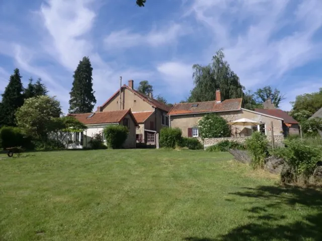 La Mez à Nine Chambre d'hôte, gîtes & camping vert